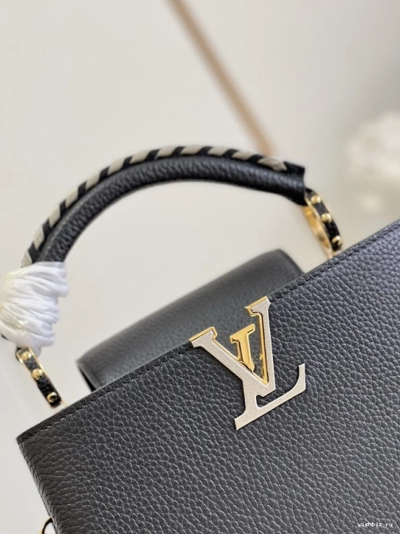 WIS VUITTON CAPUCINES BB LOUIS 1014